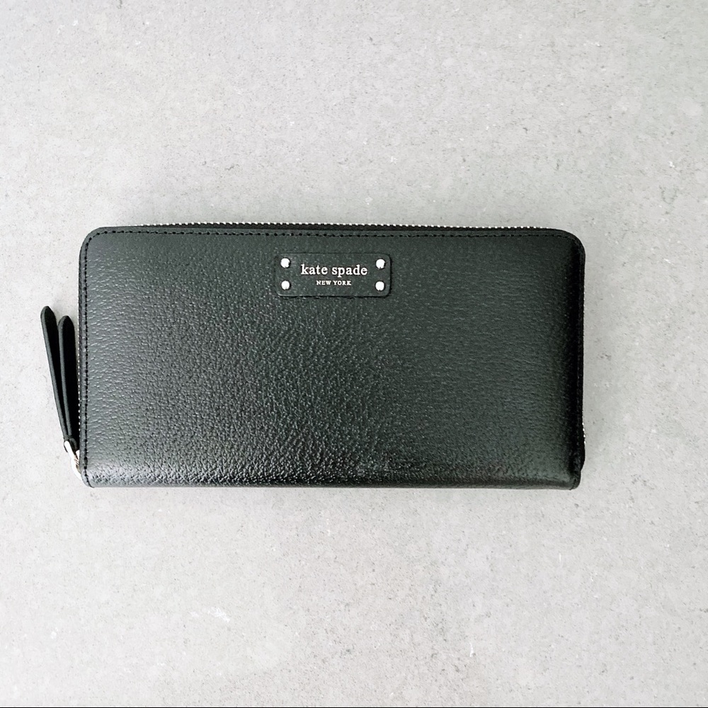 NWT✨ kate spade black leather wallet